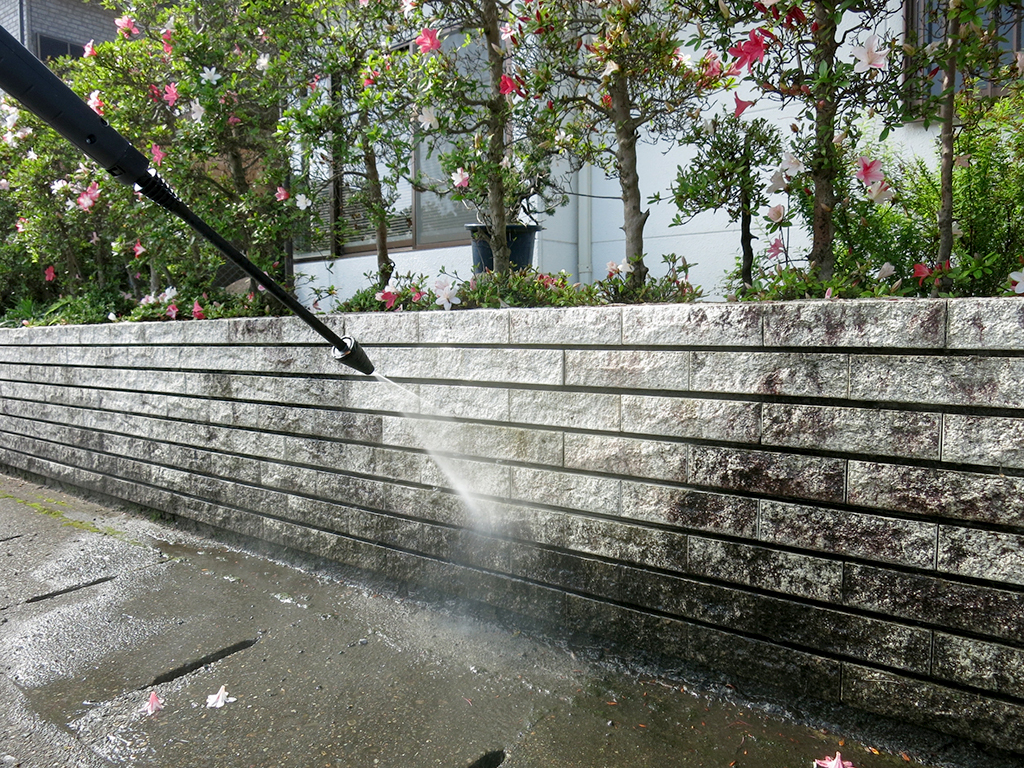 高圧洗浄でお庭の汚れをキレイにしよう！ - GardenJournalGarden journal｜ガーデンジャーナル