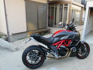 バイクとジーマ1