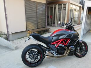 バイクとジーマ1