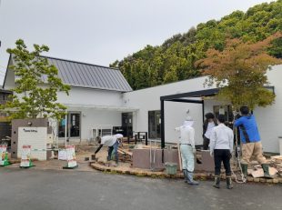 グランド工房大牟田店　外構工事　リレーリア　大牟田左官