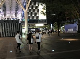 福岡　博多駅　夜の風景